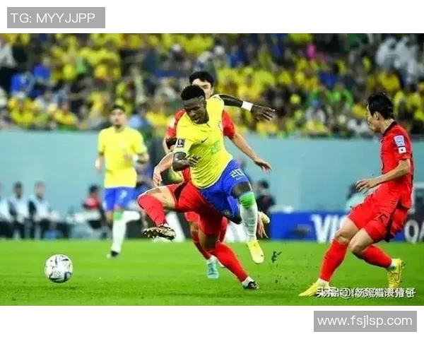 亚欧双冠荣耀加身的足球明星背后的奋斗与传奇故事